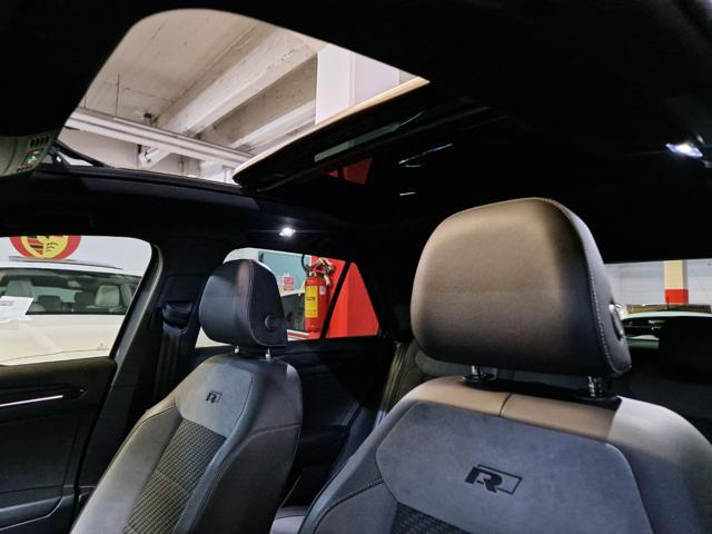 VOLKSWAGEN T-Roc 2000 TDI CV.150 S-TRONIC R LINE TETTO+18'+RADAR