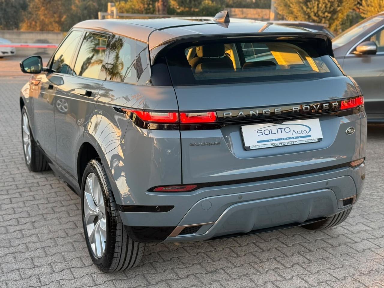 Evoque 2.0D Hybrid 163 CV AWD R-Dynamic *Tetto