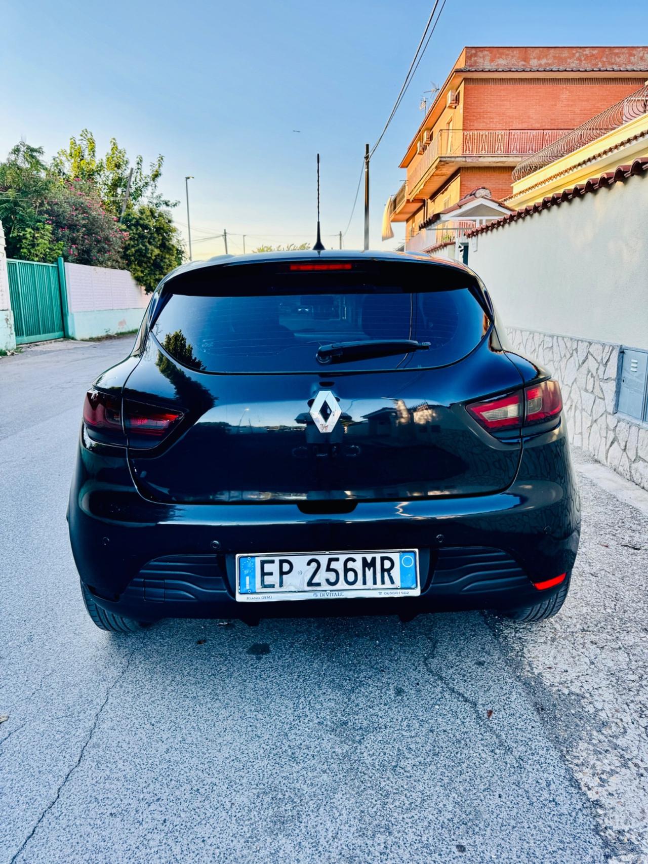 Renault Clio 1.2 75CV 5 porte unico proprietario