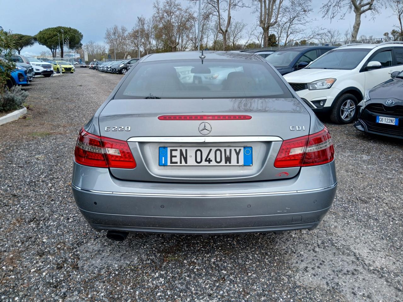 Mercedes-benz E 220 CDI Coupé BlueEFFICIENCY