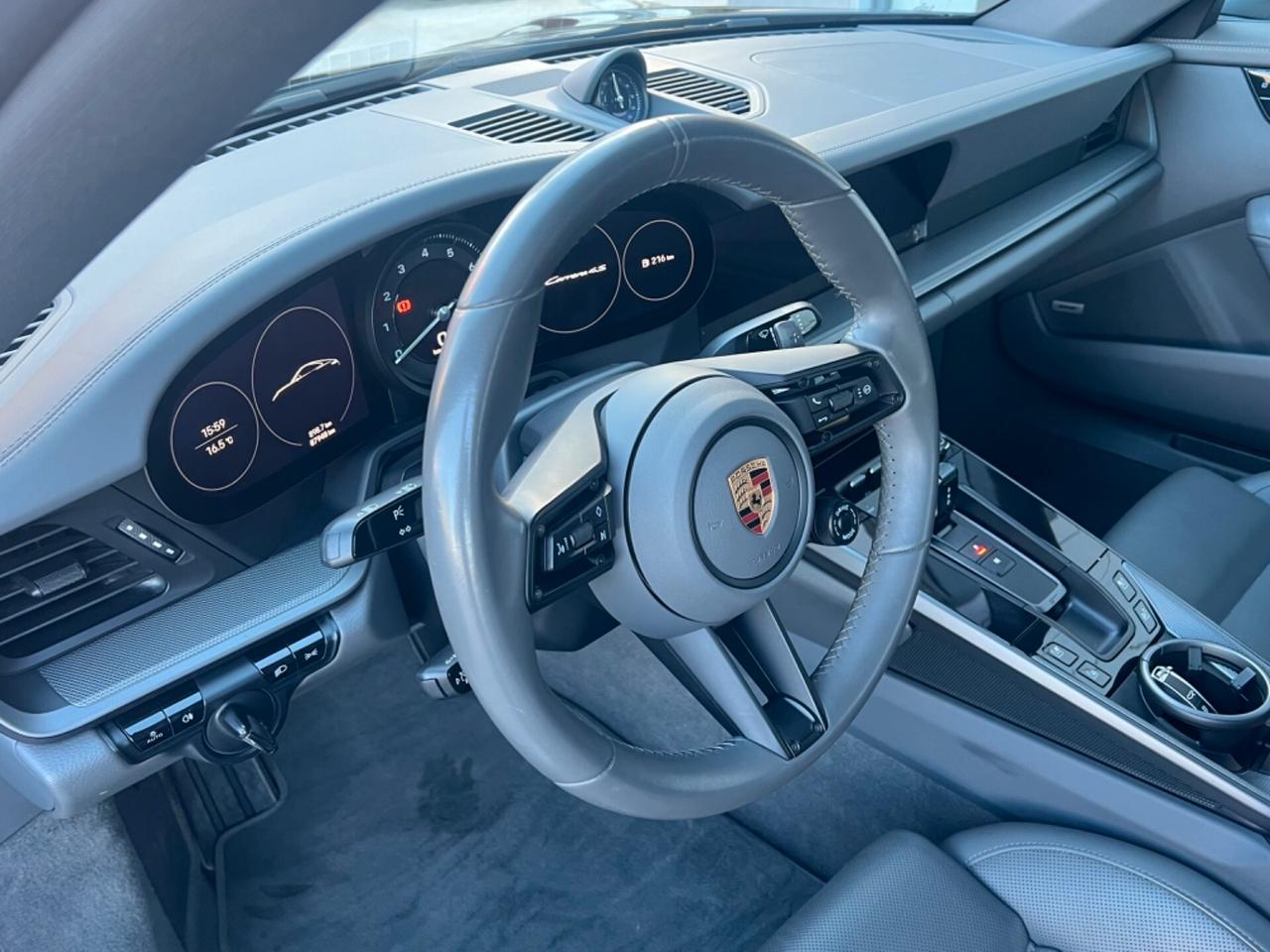 Porsche 992 Coupe 3.0 Carrera 4S auto