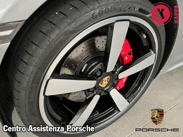 Porsche 911 Carrera 4S