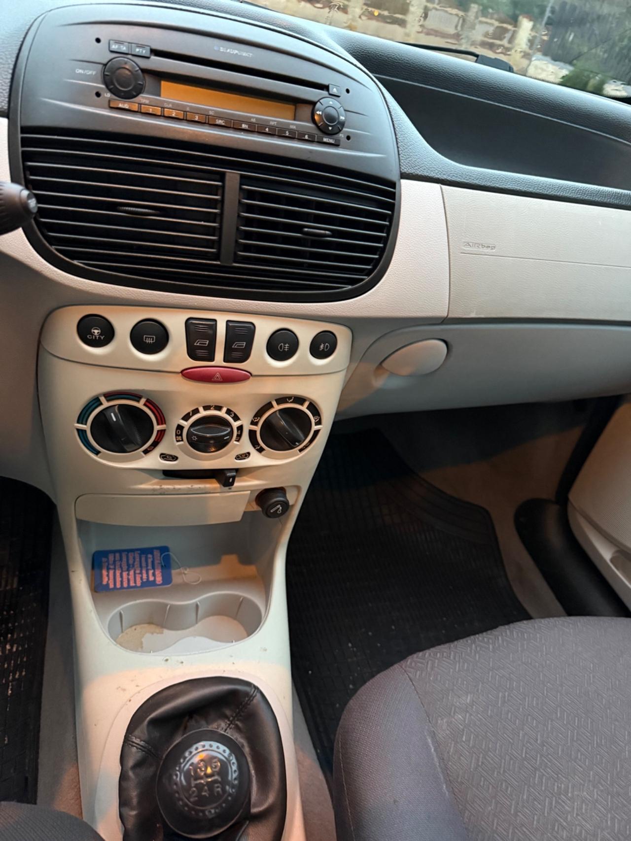 Fiat Punto 1.2 5 porte Dynamic