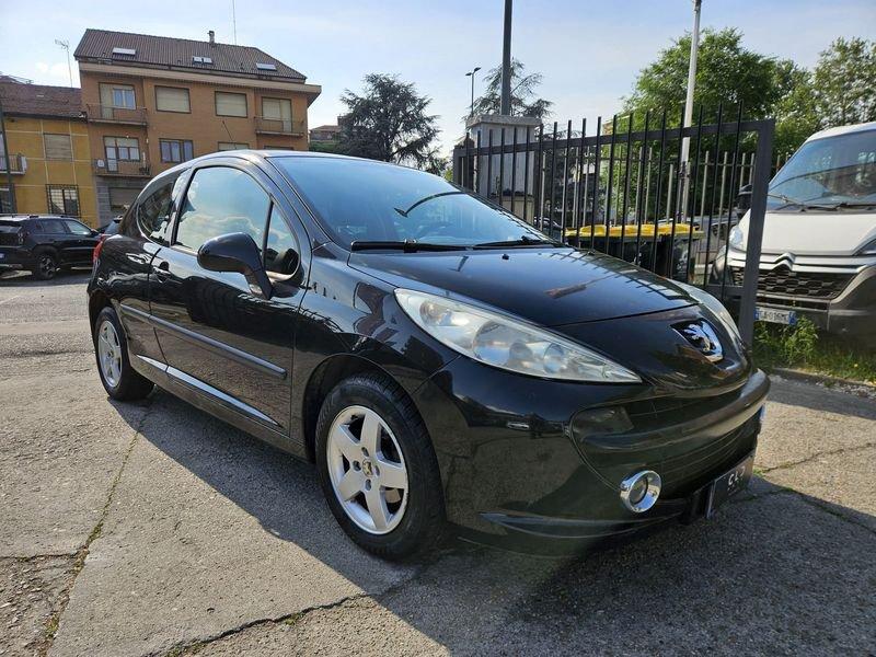 Peugeot 207 207 3p 1.4 16v One-Line