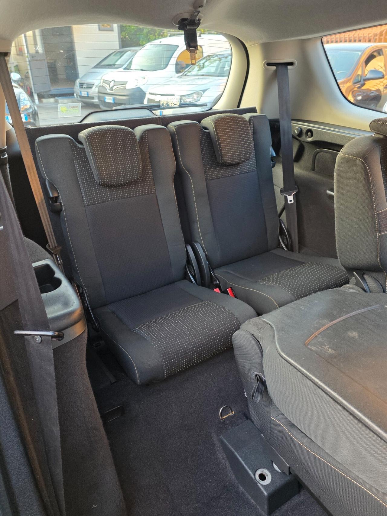 Renault Grand Scénic X-Mod 1.5 dCi 7 posti