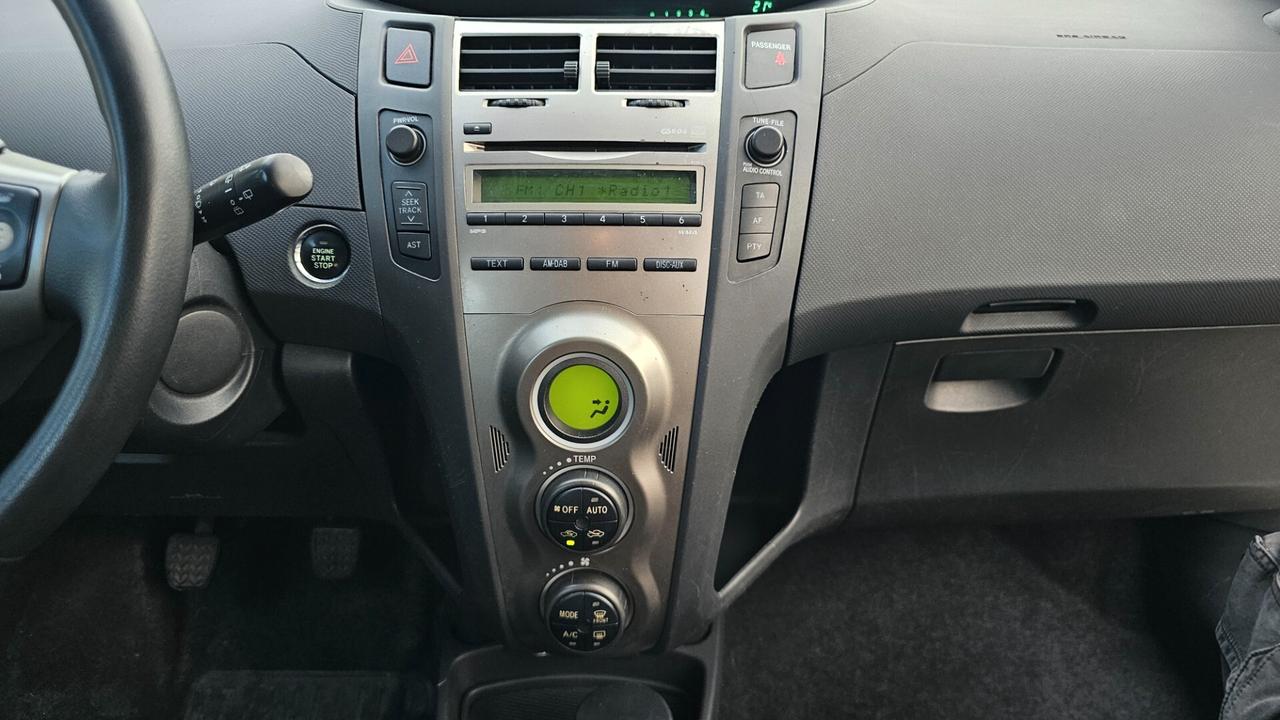 Toyota Yaris 1.4 D-4D sol