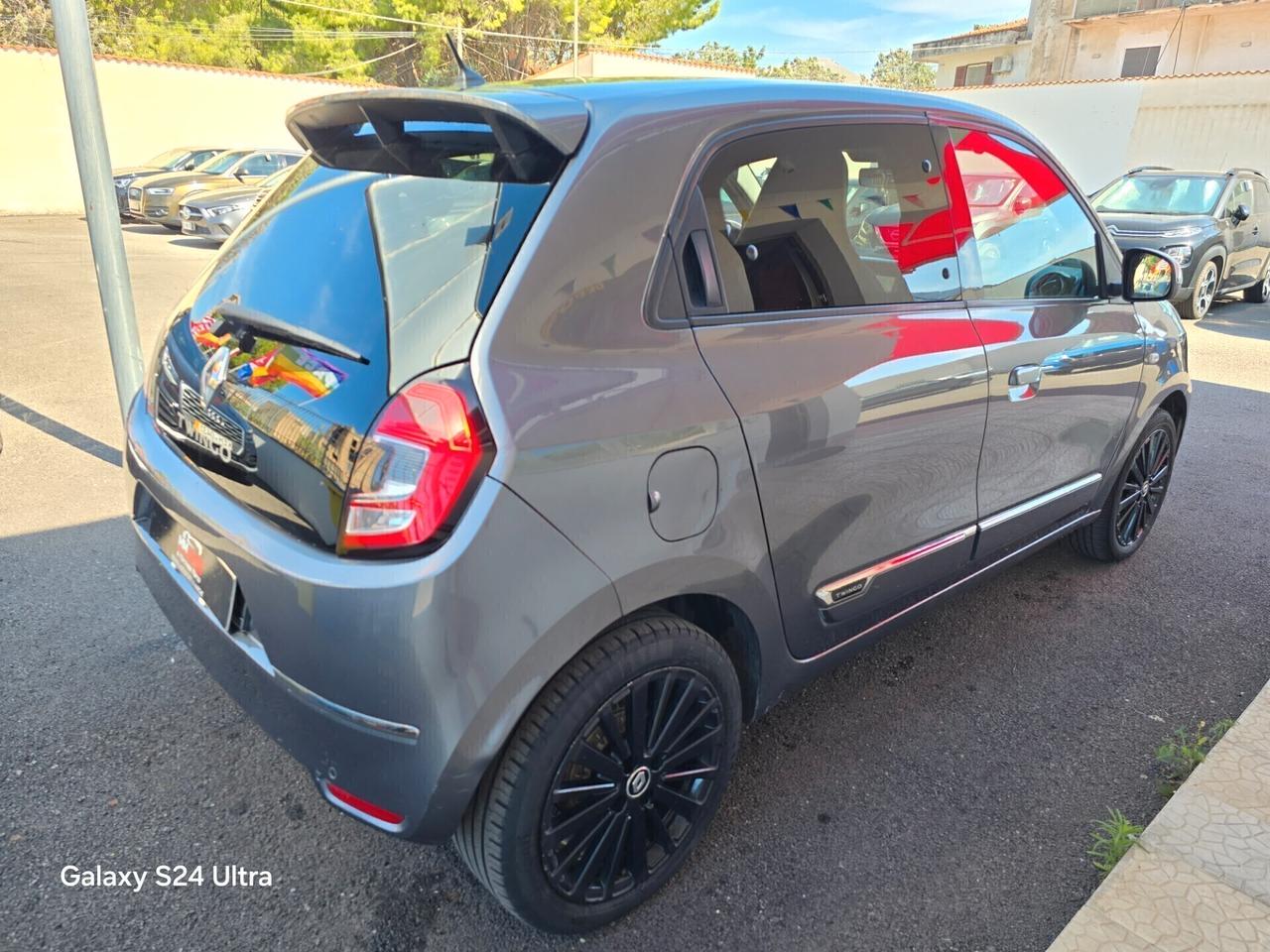 Renault Twingo SCe 65 CV Urban Night