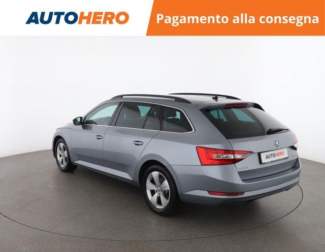 SKODA Superb 2.0 TDI DSG Wagon Executive