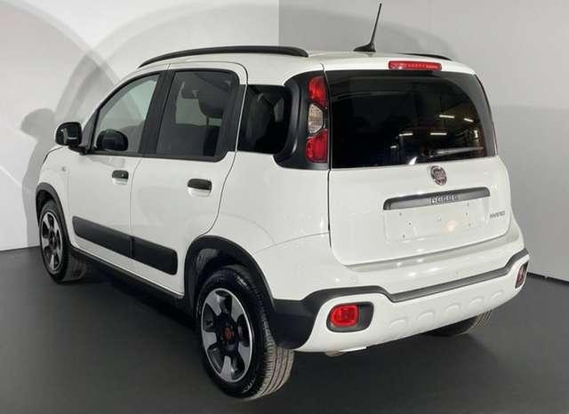 Fiat Panda 1.0 Hybrid 70cv Cross + Prezzo REALE