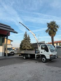 ISUZU NPR69L CON GRU BONFIGLIOLI