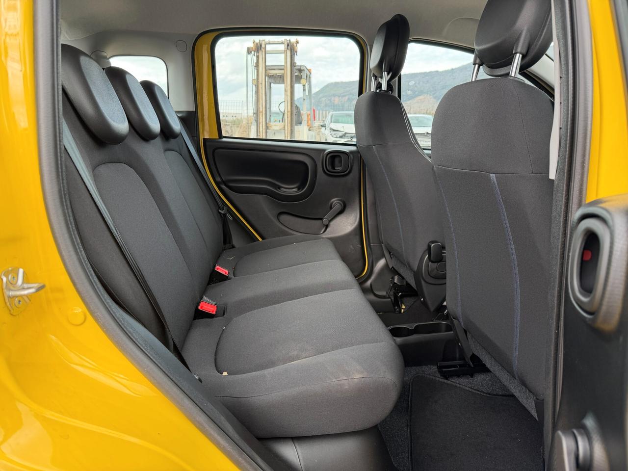 FIAT PANDINA 2025 1.0 HYBRID 70 CV *SINISTRATA