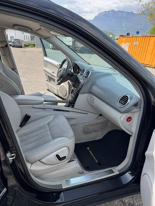 Mercedes-Benz ML 320 4 MATIC 7G-TRONIC