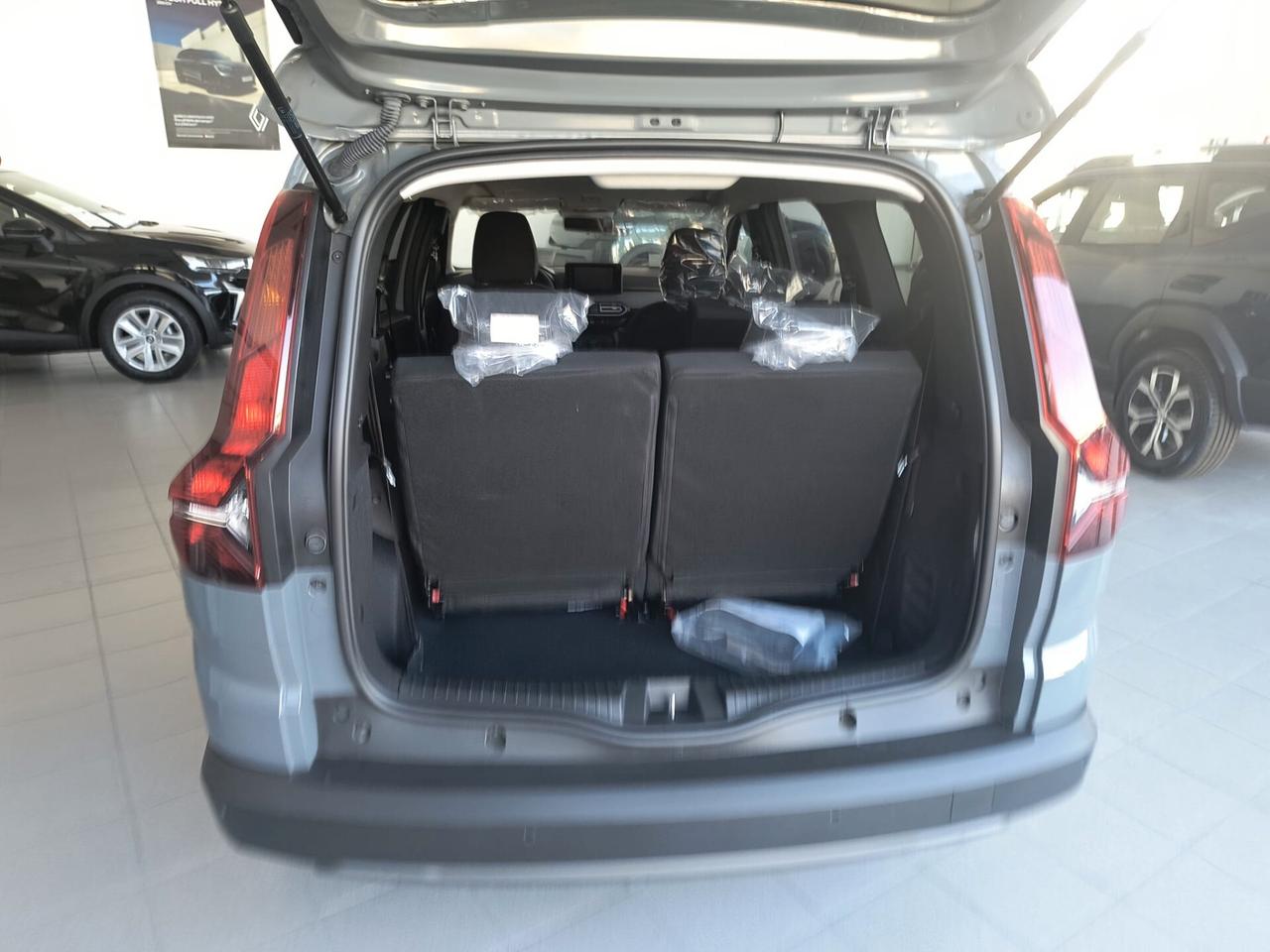 Dacia Jogger 1.0 TCe GPL 100 CV 7 posti Expression NUOVA DA IMMATRICOLARE
