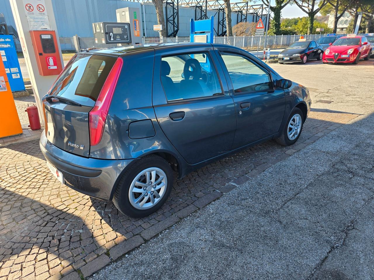 Fiat Punto 1.2i 16V cat 5 porte HLX con 330.000km