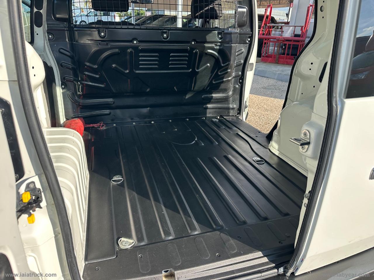 Fiorino 1.3 MJT 95CV Cargo SEMIVETRATO