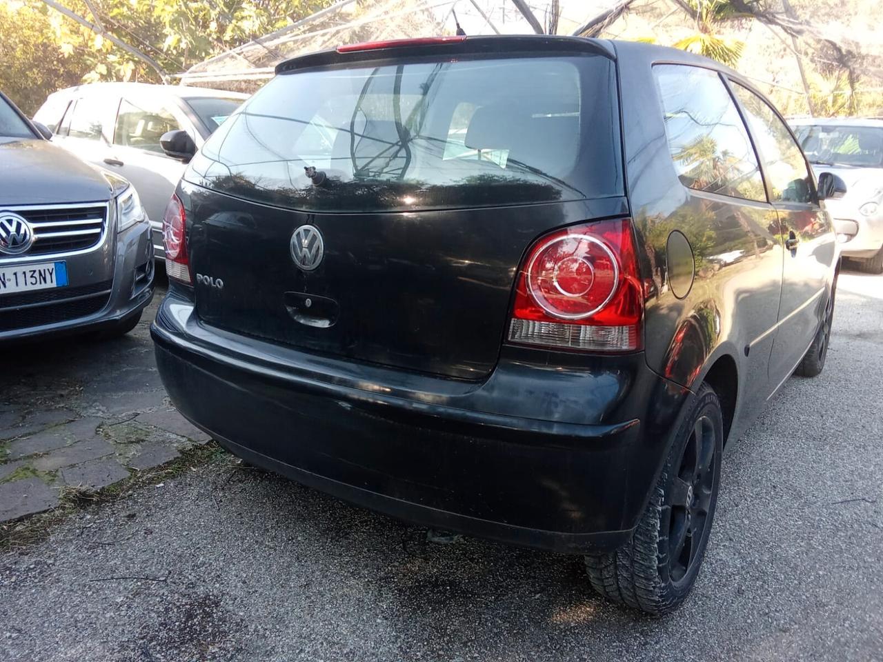 Volkswagen Polo ----