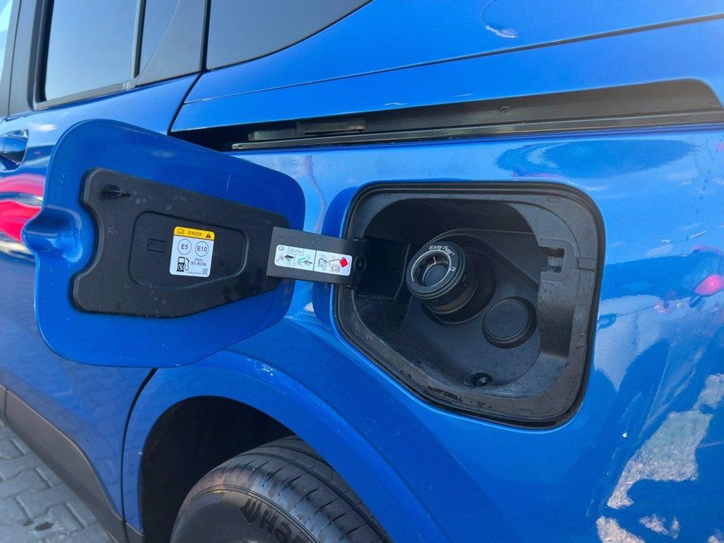 FORD Tourneo Courier 1.0 EcoBoost Titanium del 2024