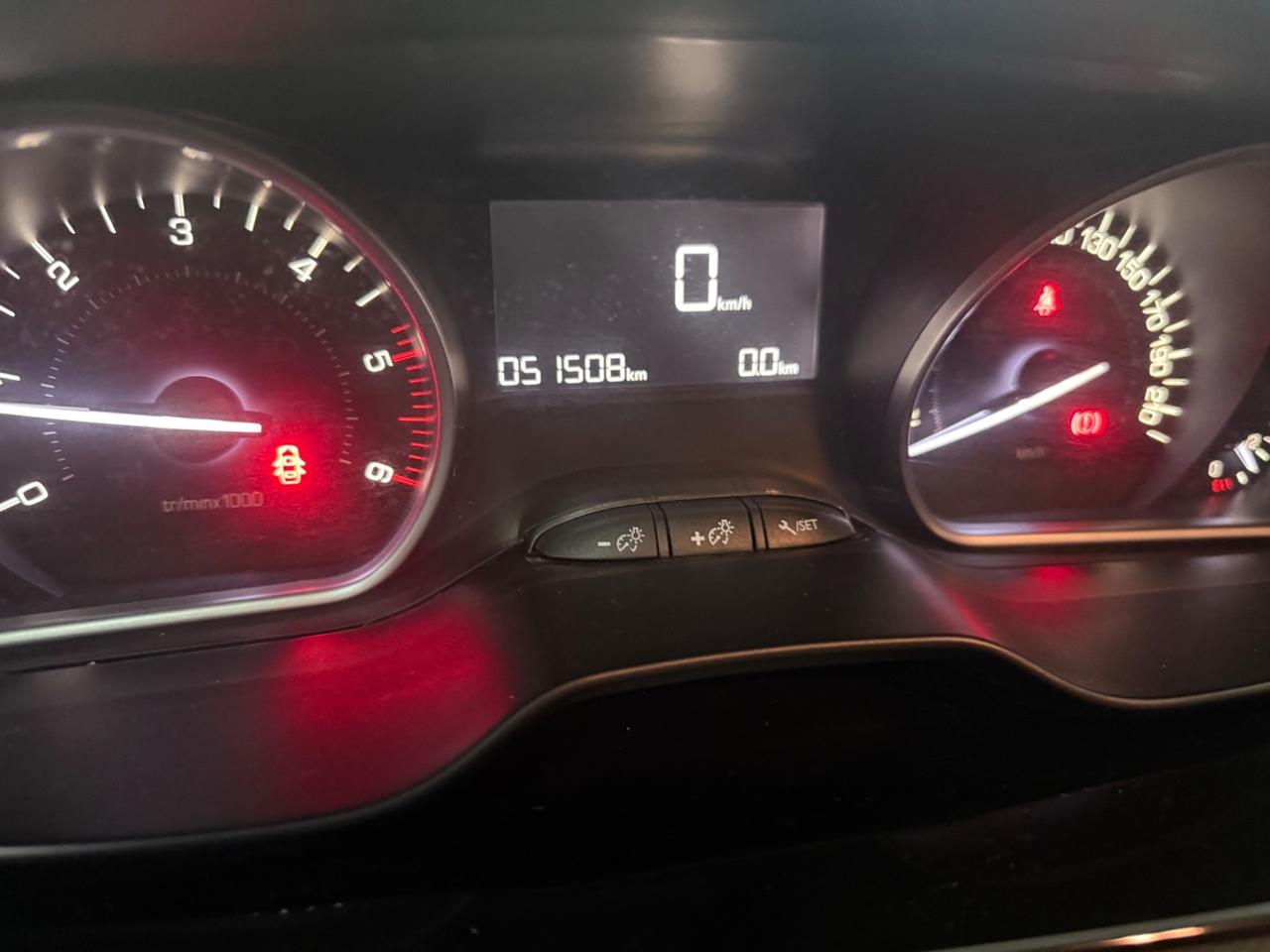 Peugeot 208 BlueHDi 75 5 porte Allure