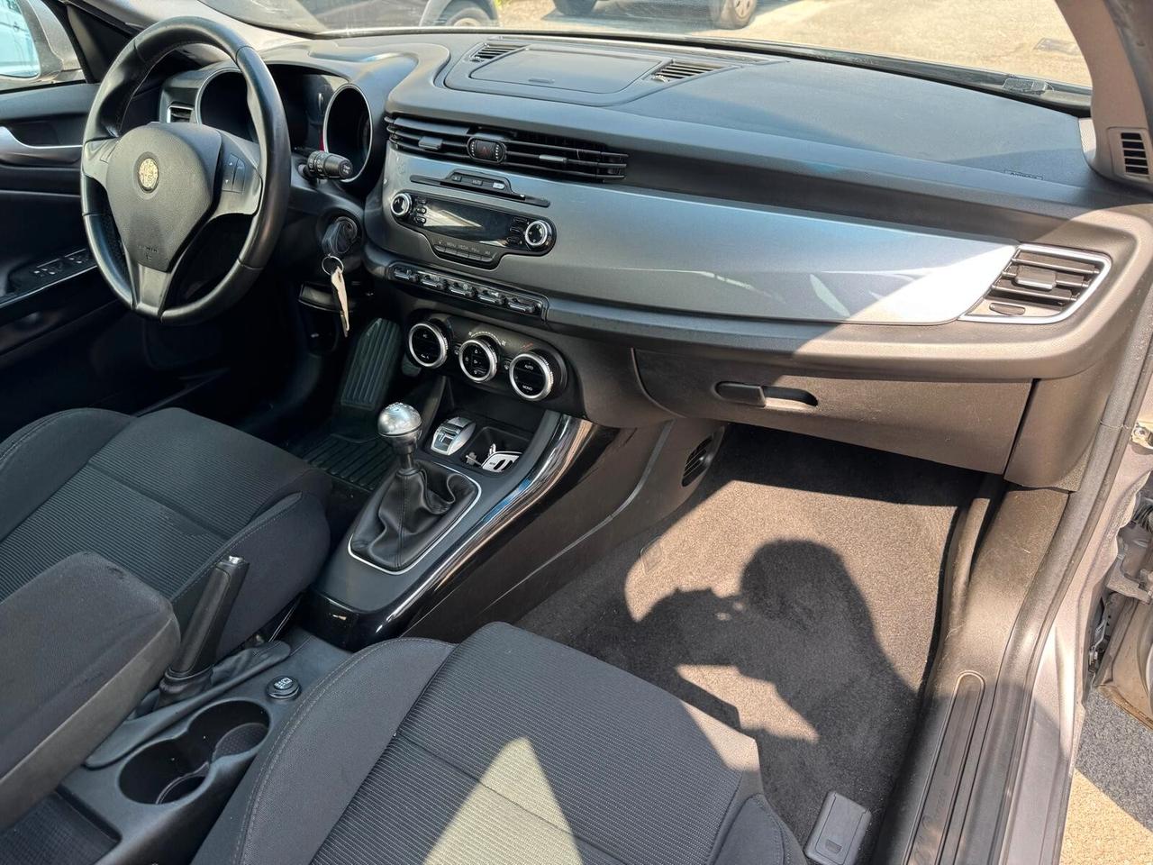 Alfa Romeo Giulietta 1.4 Turbo 120 CV*EURO5*CERCHI