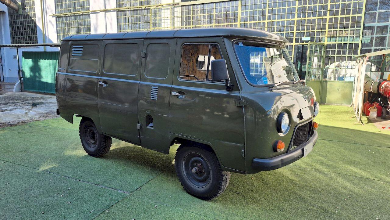UAZ 452 Furgone 4×4 Serie 3741 – 1991