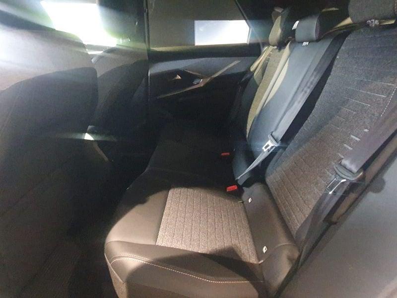 Peugeot 3008 3008 Hybrid 145 e-DCS6 Allure