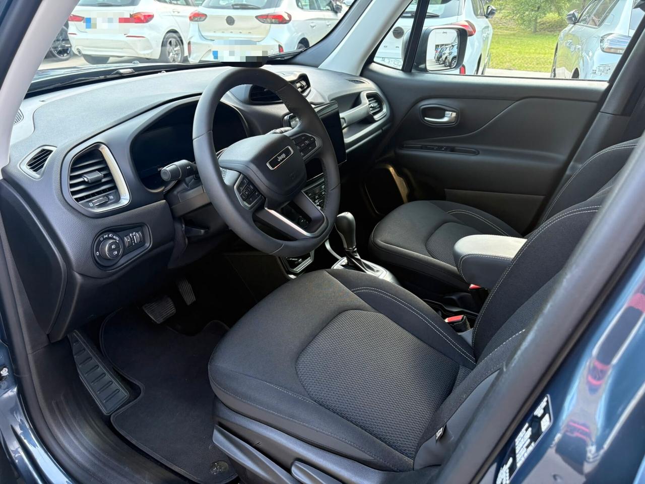 Jeep Renegade 1.5 Turbo T4 MHEV Summit