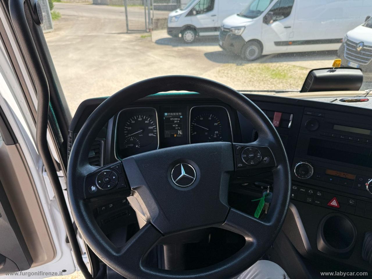 ACTROS 1843