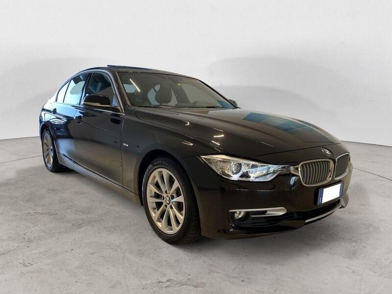 BMW Serie 3 330dA Modern