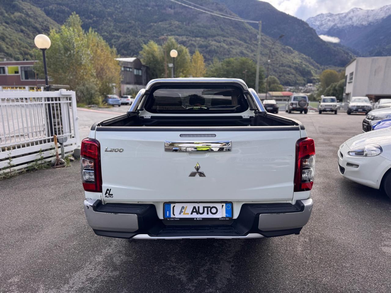 Mitsubishi L200 2.3 D Double Cab 4x4 Super Select Intense