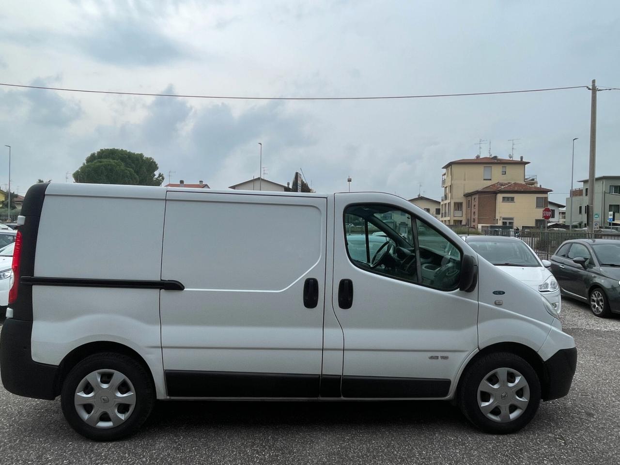 Renault Trafic T27 2.0 dCi/115 PC-TN L1H1