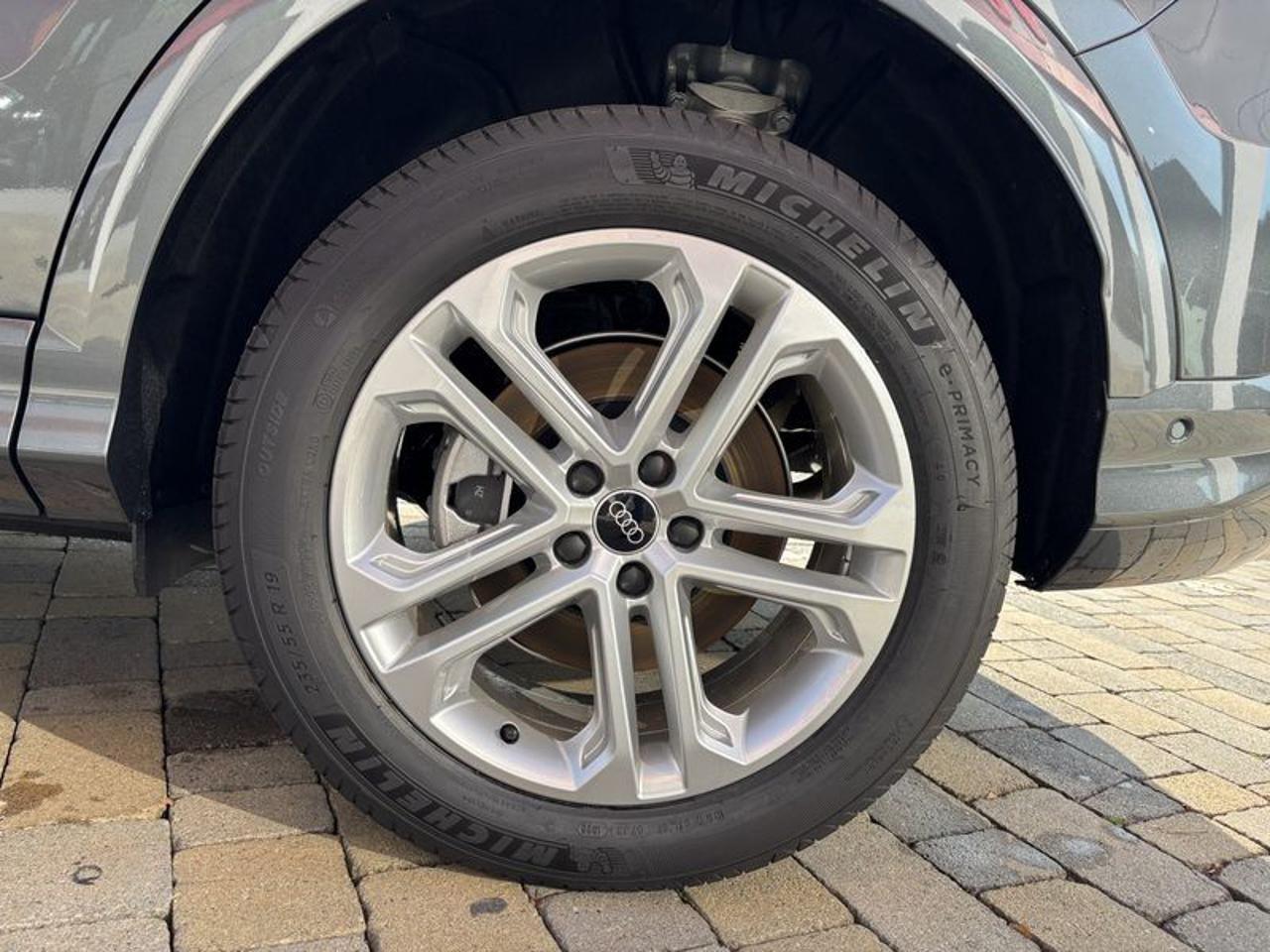 Audi Q5 SPB TDI 150 kW mHEV+ S tronic quattro S line editi