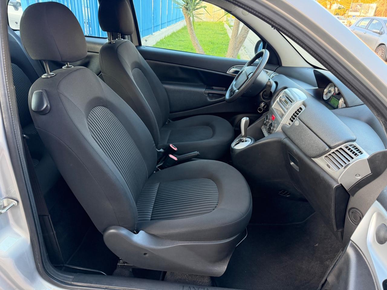 Lancia Ypsilon Cambio Automatico 1.3 mjt 75 cv 2010