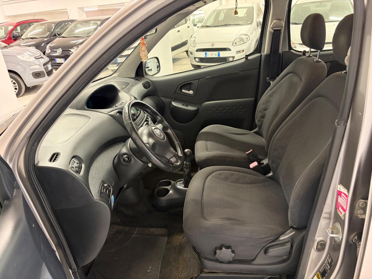 Toyota Yaris Verso 1.3i 16V cat Sol '03 Perfetta !