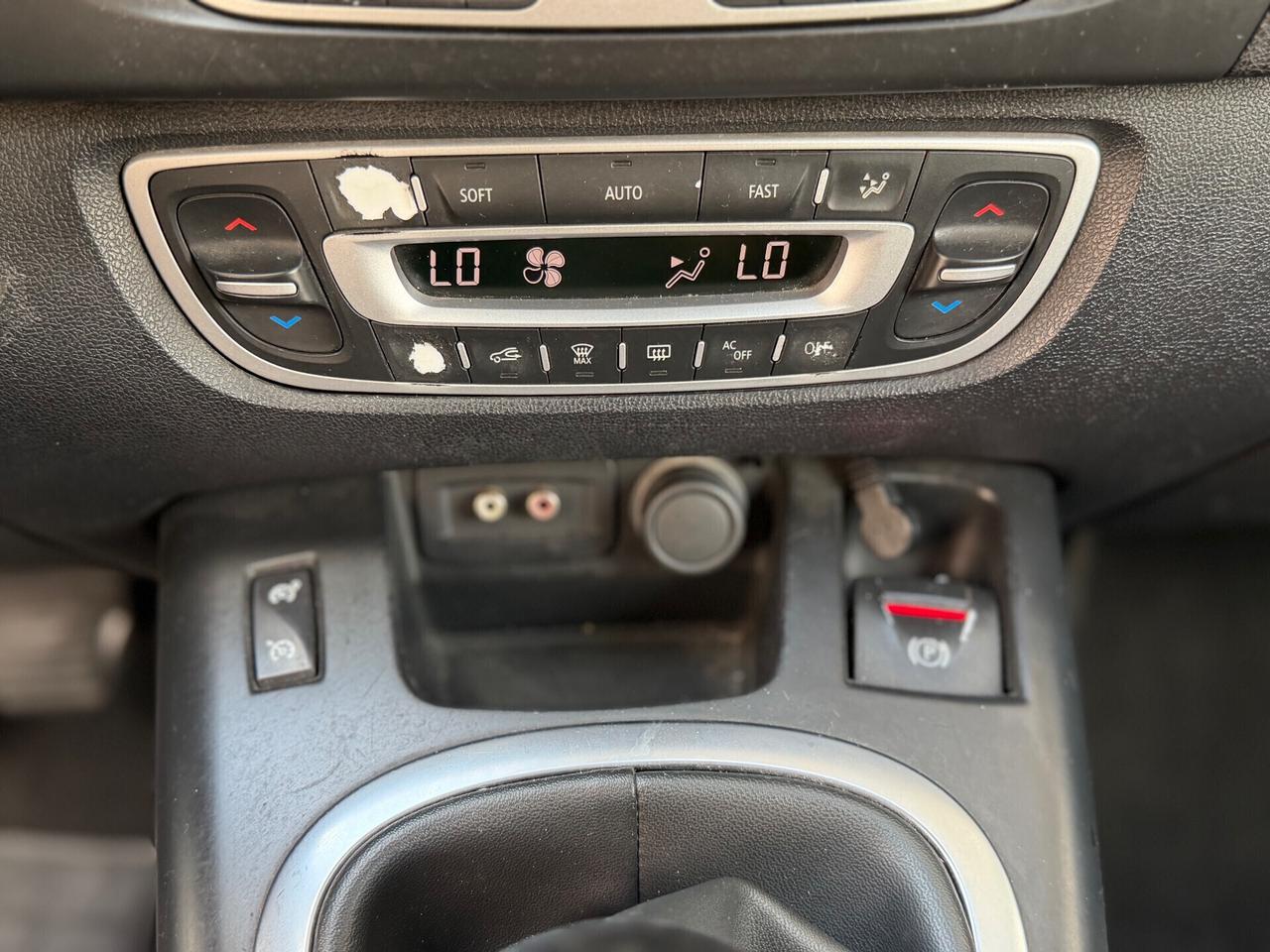 Renault Scenic Scénic X-Mod 1.5 dCi 110CV Luxe