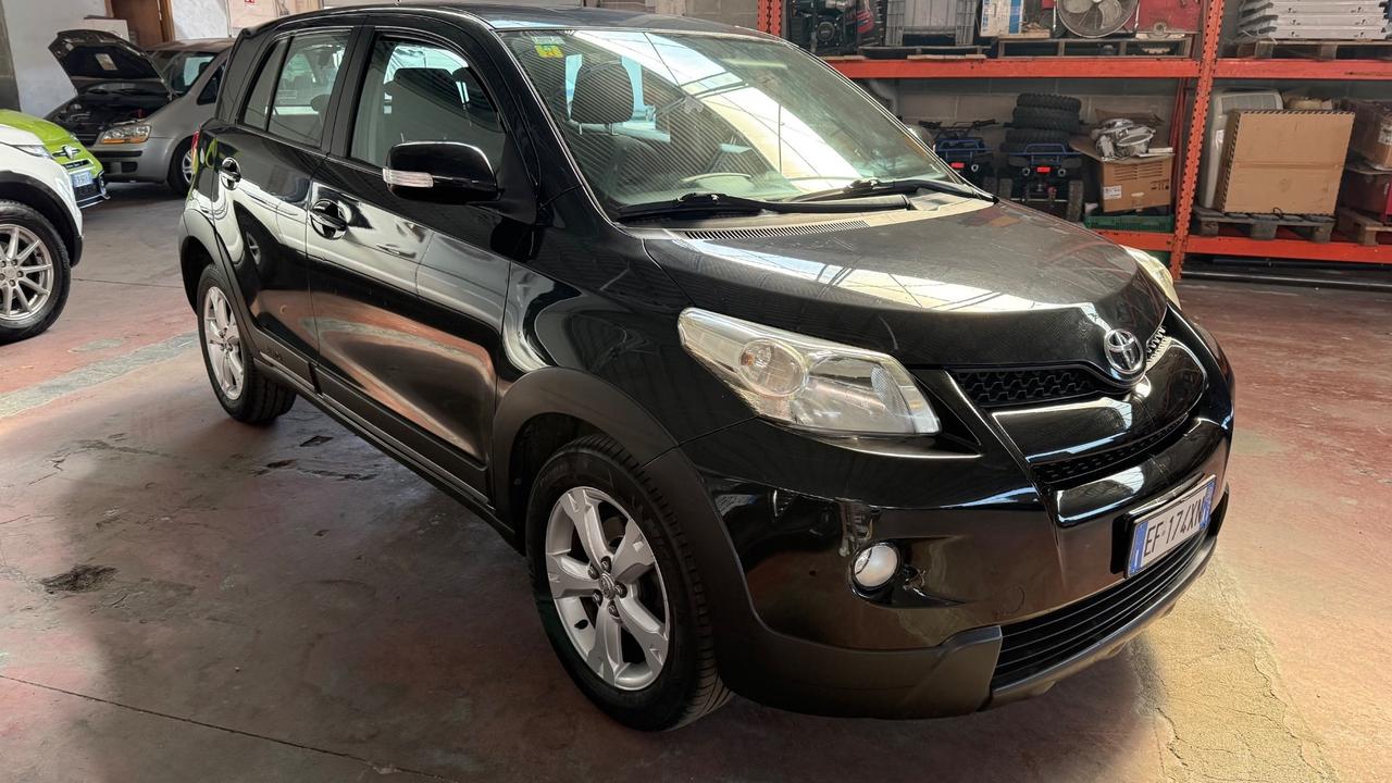 Toyota Urban Cruiser 1.4 D-4D AWD Luxury