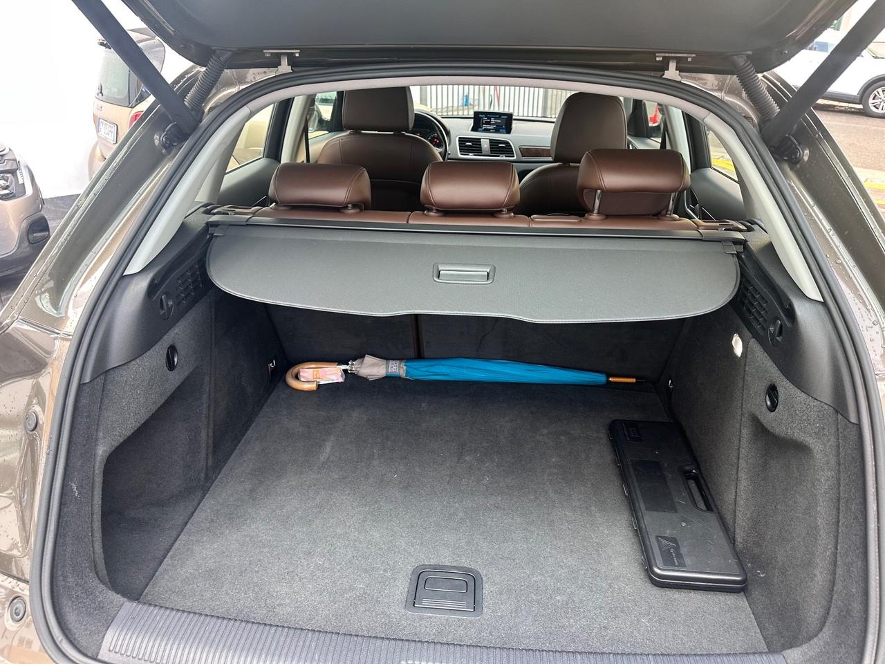 Audi Q3 2.0 TDI 120 CV Design