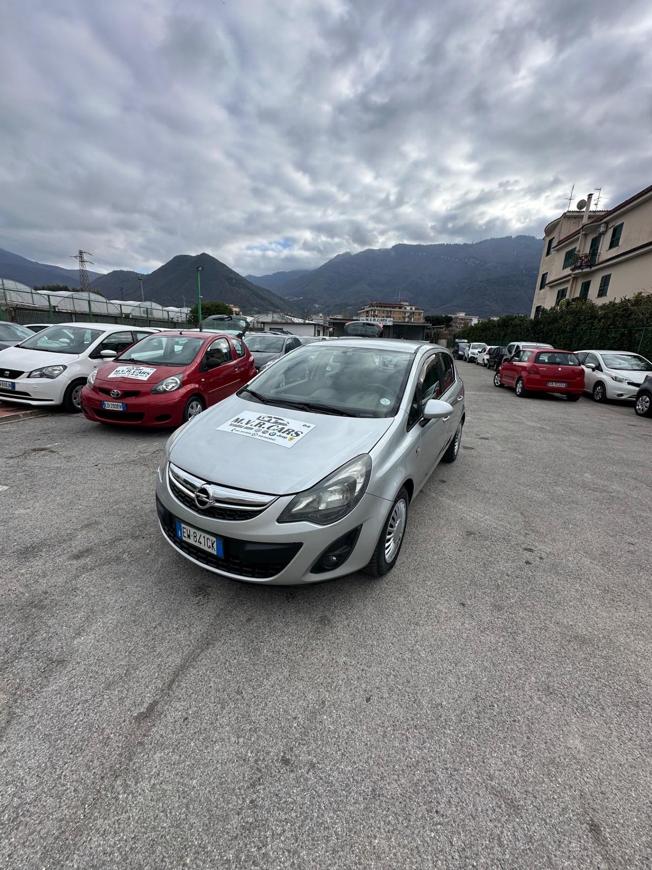 Opel Corsa 1.2 85CV 5 porte GPL-TECH Edition