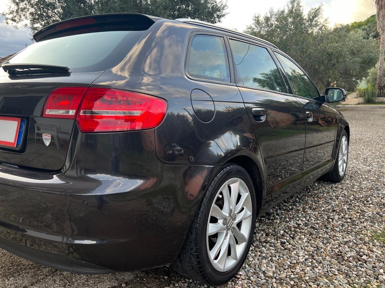 Audi A3 1.6 TDI 105 CV GARANZIA 12 MESI