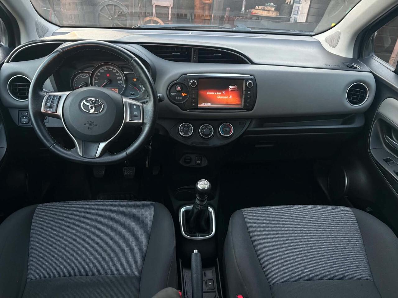 Toyota Yaris 1.3 5 porte Lounge