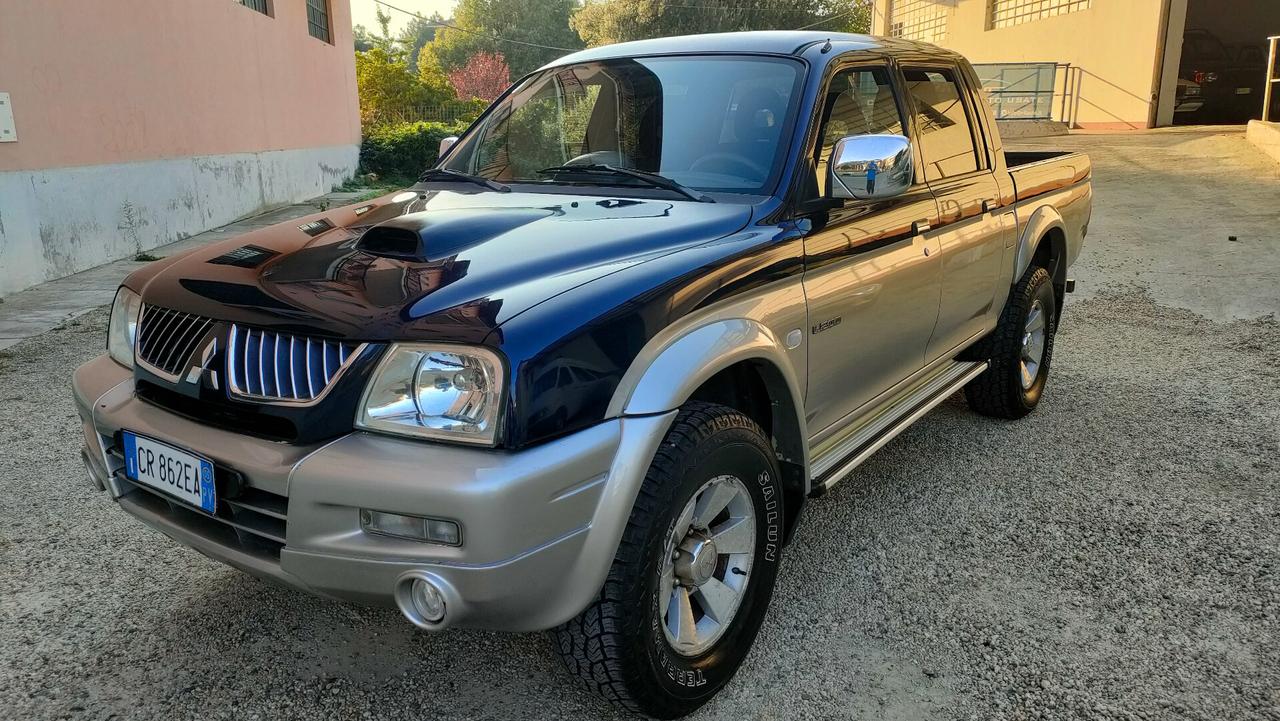 Mitsubishi L200 2.5 TD Aut Gancio 4WD Double Cab