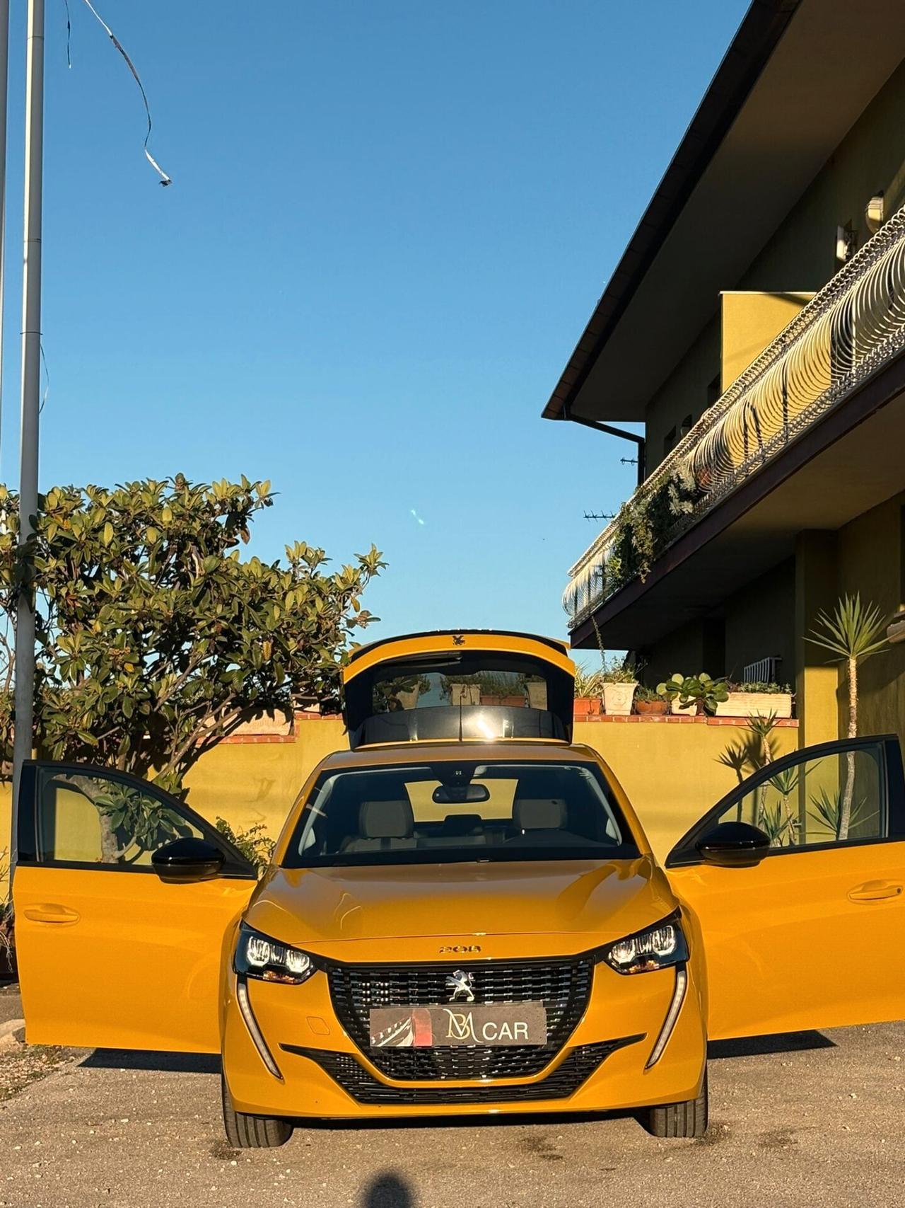 Peugeot 208 PureTech 1.2 LIKE 100