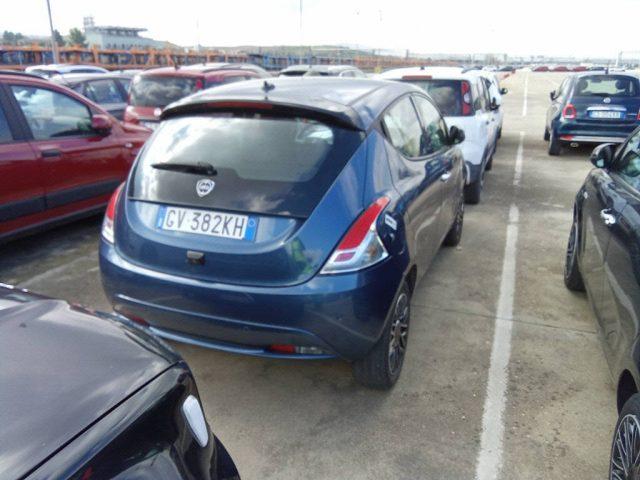 LANCIA Ypsilon 1.0 firefly hybrid Platino s&s 70cv