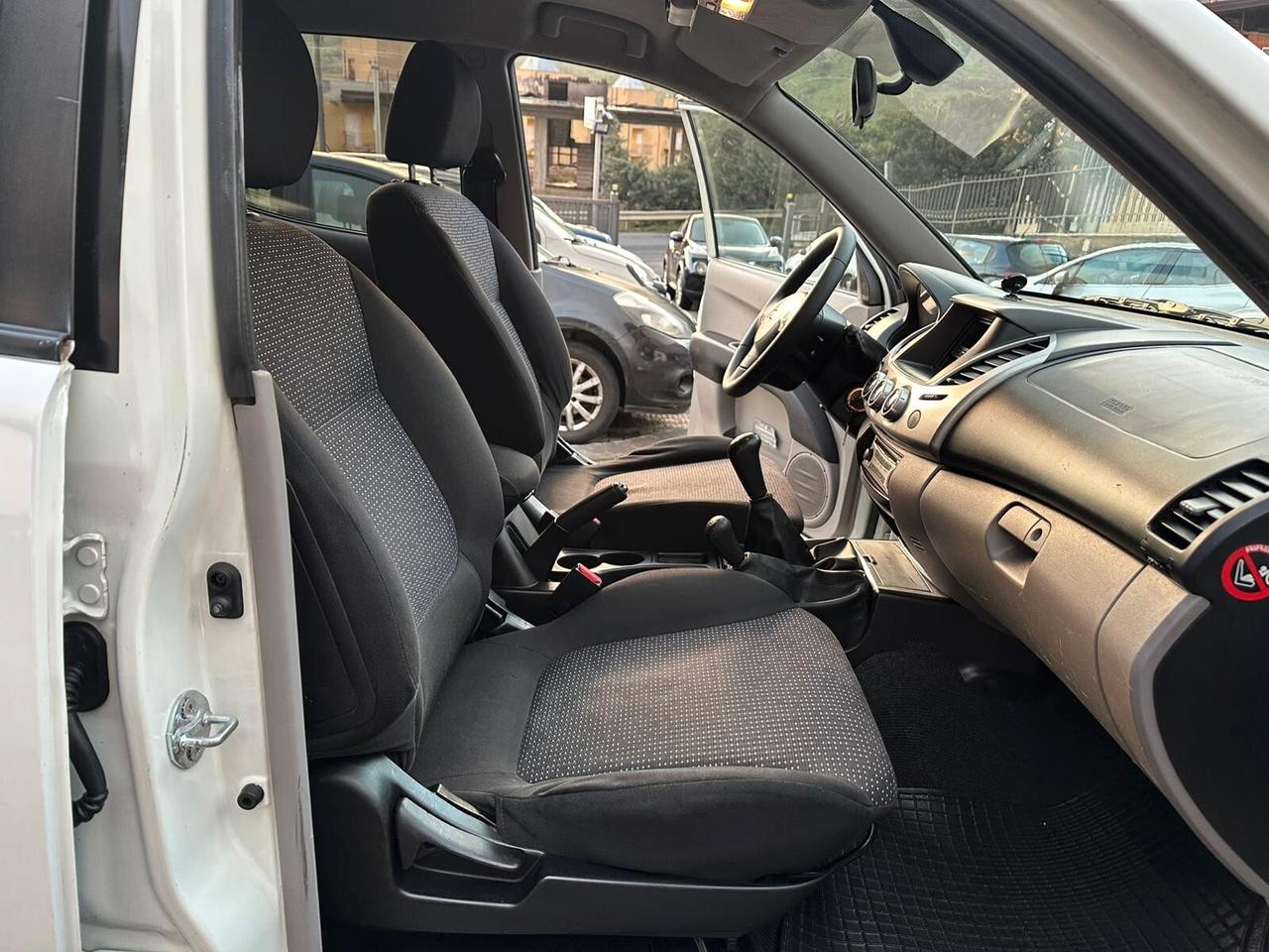 Mitsubishi L200 2.5 DI-D/178CV DC Intense Plus DPF