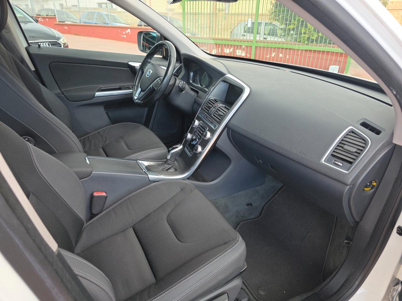 Volvo XC 60 XC60 D4 Momentum