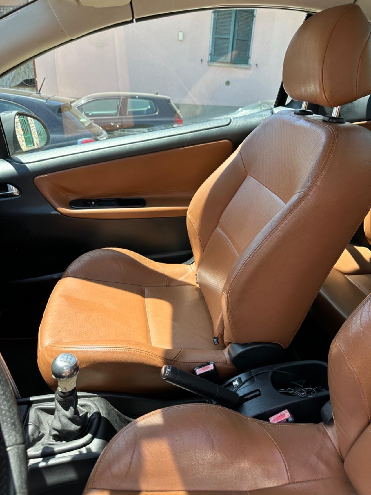 Peugeot 207 1.6 VTi 120CV CC FELINE PELLE CABRIO