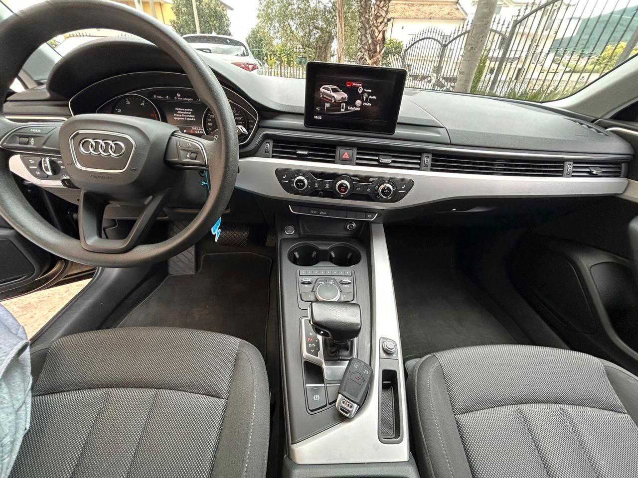 Audi A4 2.0 TDI 150 CV ultra S tronic