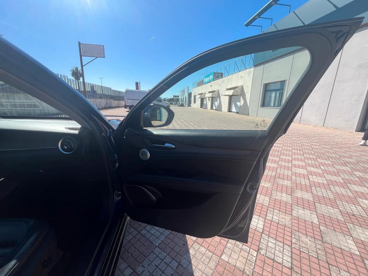 Alfa Romeo Stelvio 2.2 Turbodiesel 210 CV AT8 Q4 Ti