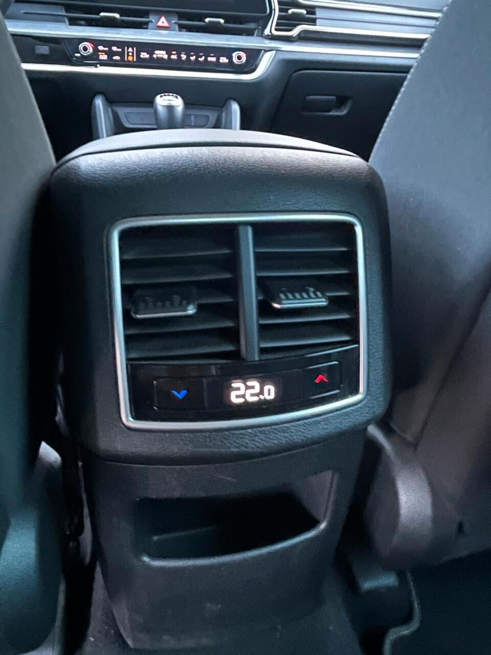 Kia Sportage anno 2022 -1.6 CRDI 136 CV 2WD Mild Hybrid Business Class