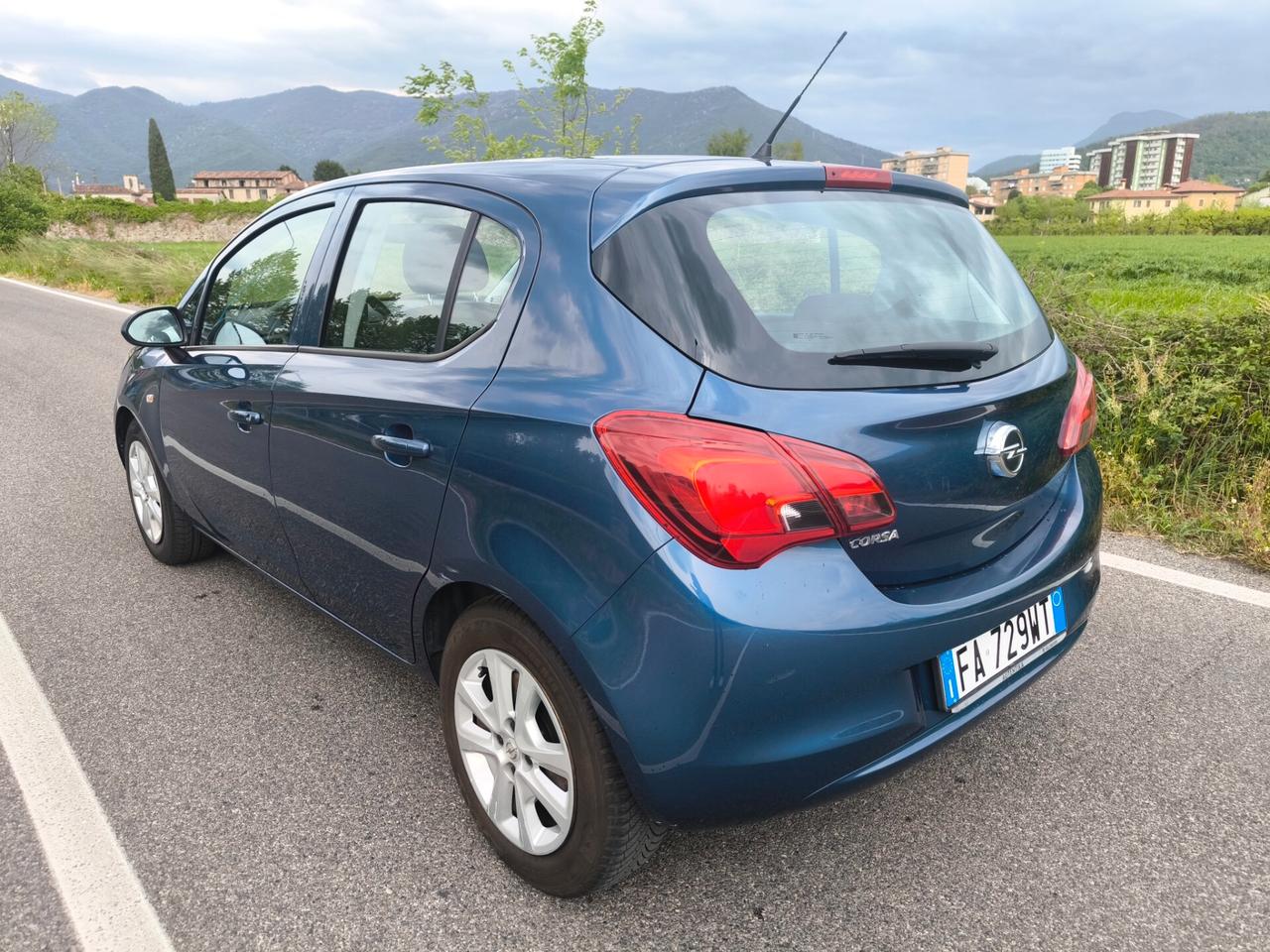 OPEL CORSA 1,2 BENZINA- KM 100000- OK NEOPAT. EURO 6