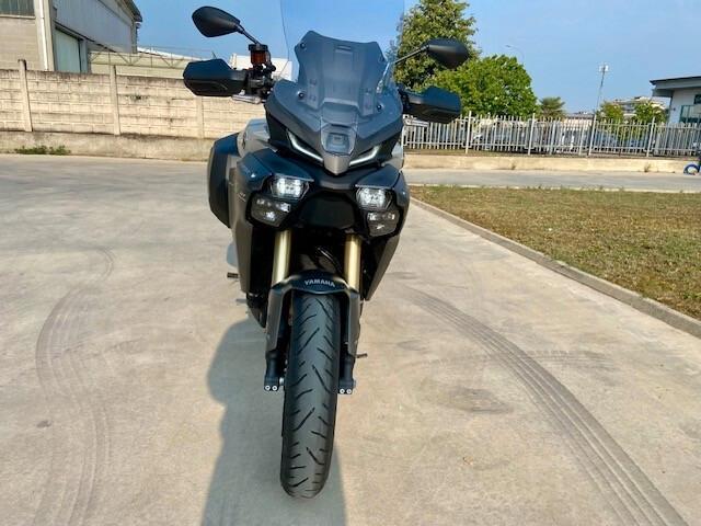 Yamaha Tracer 9 GT - Y-AMT -2025 KM 1.600 GARANZIA 06-2032